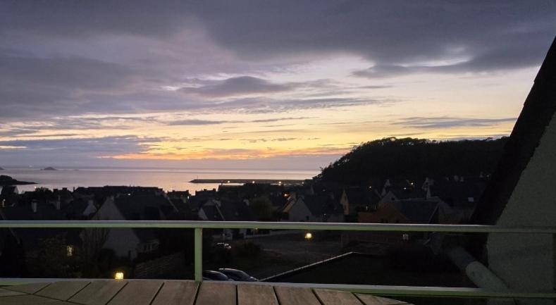 Apartment Bretagne Vue Exceptionnelle Sur Les Hauts D'erquy Au Calme ! Et Au Pied Du Gr34 *